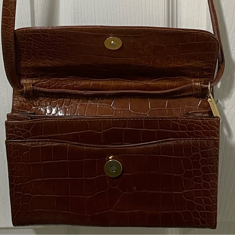 Liz Claiborne Faux Croc Vintage purse